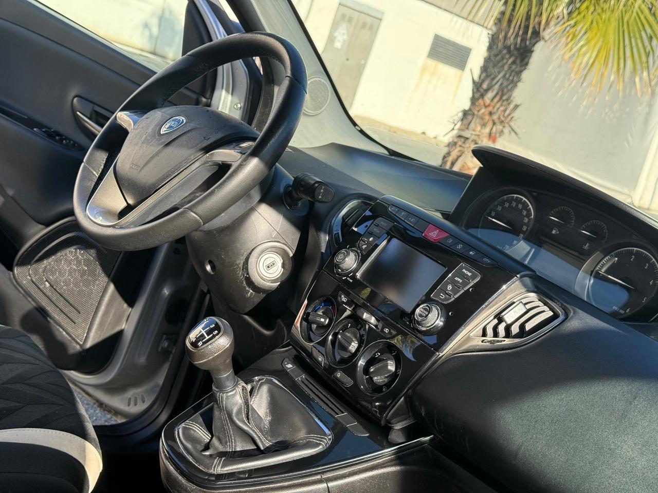 Lancia Ypsilon 1.3 MJT 16V 95 CV-EURO 6