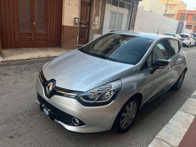 RENAULT Clio 1.2 75CV Live