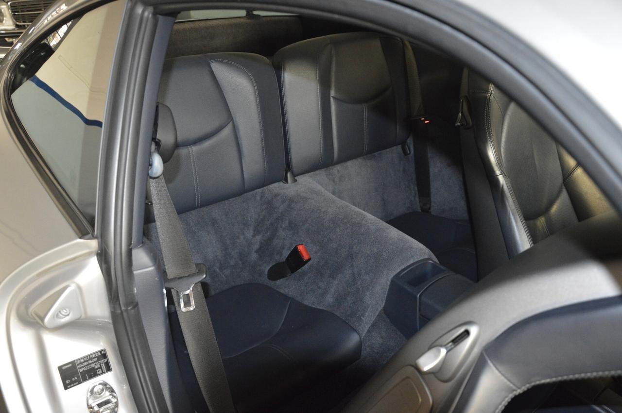 Porsche 911 997 Carrera 2 cat Coupé