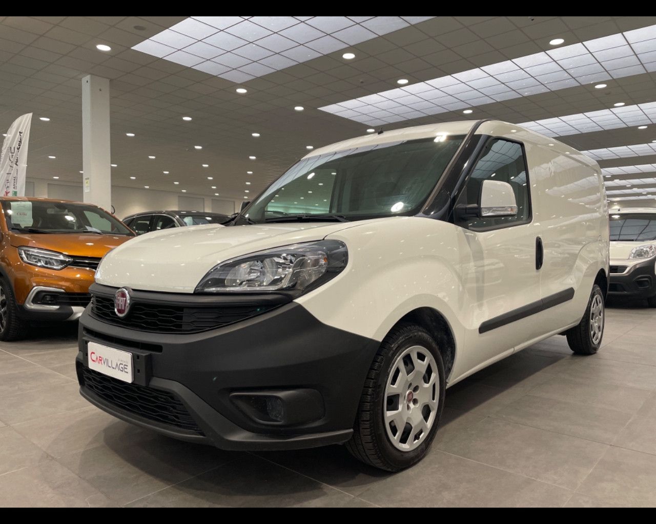 FIAT Dobl�� Cargo II Maxi 2015 doblo cargo 1.6 mjt 16v SX maxi 120cv E6