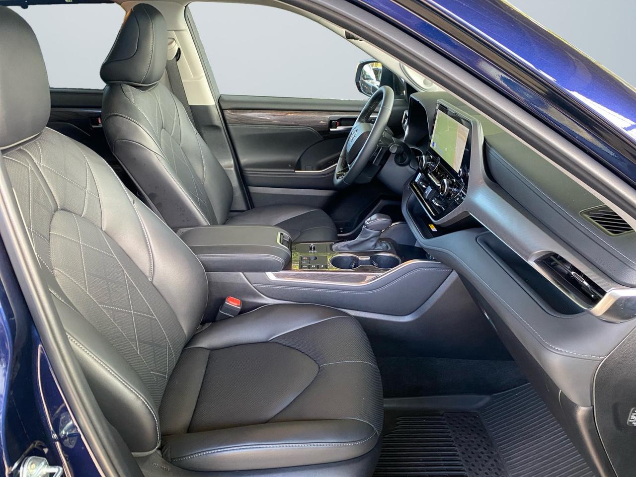 TOYOTA Highlander - Highlander 2.5h Executive e-cvt