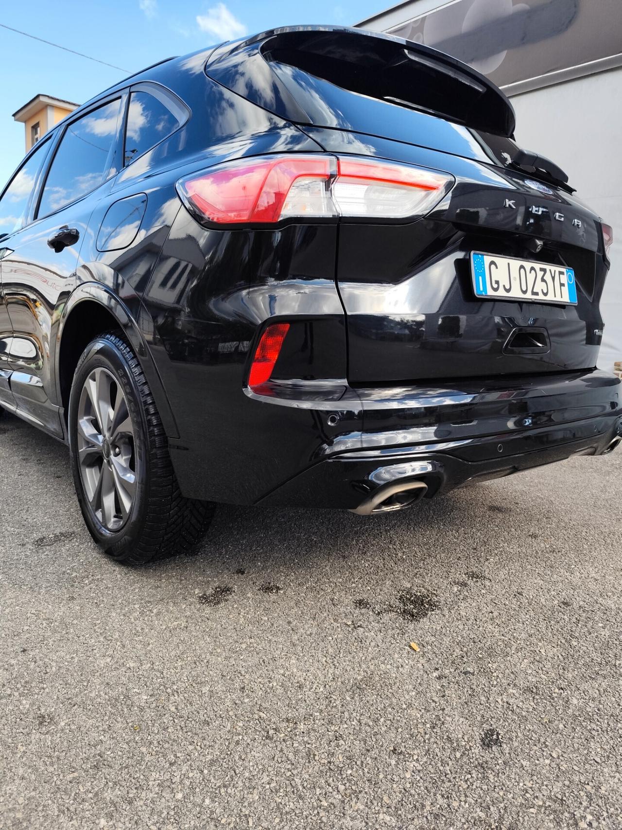 Ford Kuga 2.5 Plug In Hybrid 225 CV CVT 2WD ST-Line
