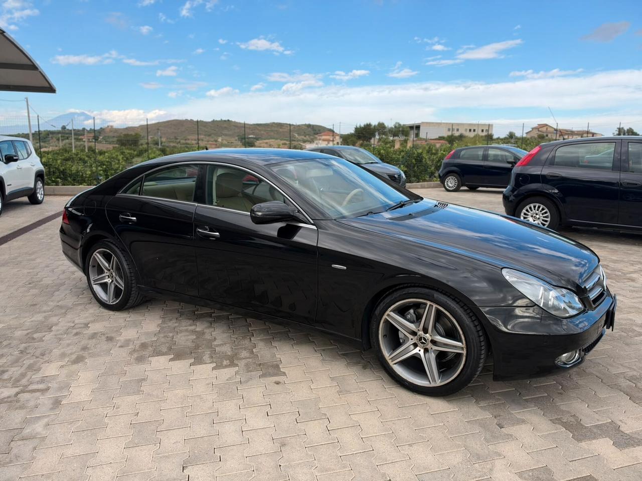 MERCEDES CLS 350 GRAND EDITION 225CV
