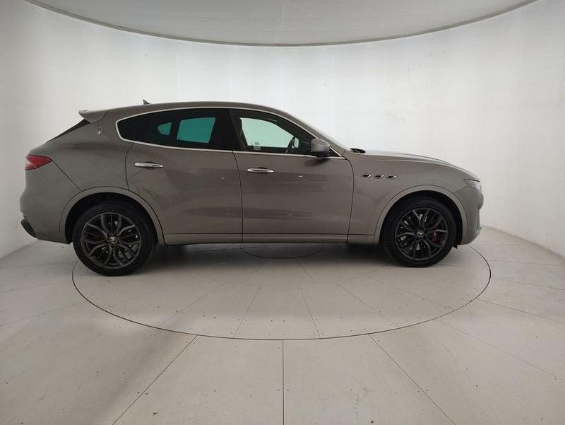 Maserati Levante 3.0 V6 Granlusso 275cv auto my19