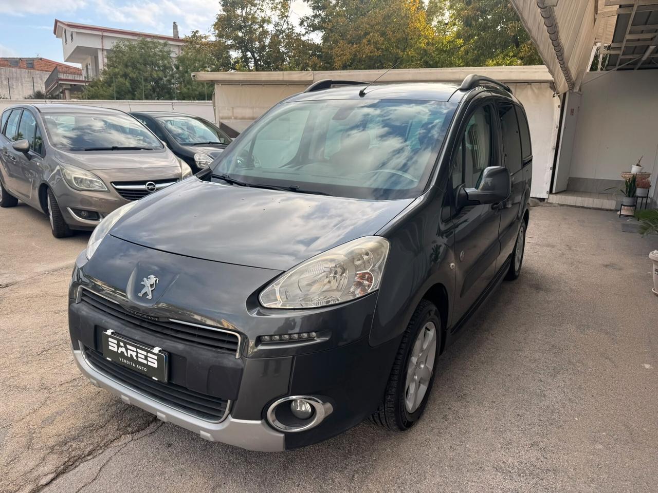 Peugeot Partner Tepee 1.6 HDi 92CV Outdoor