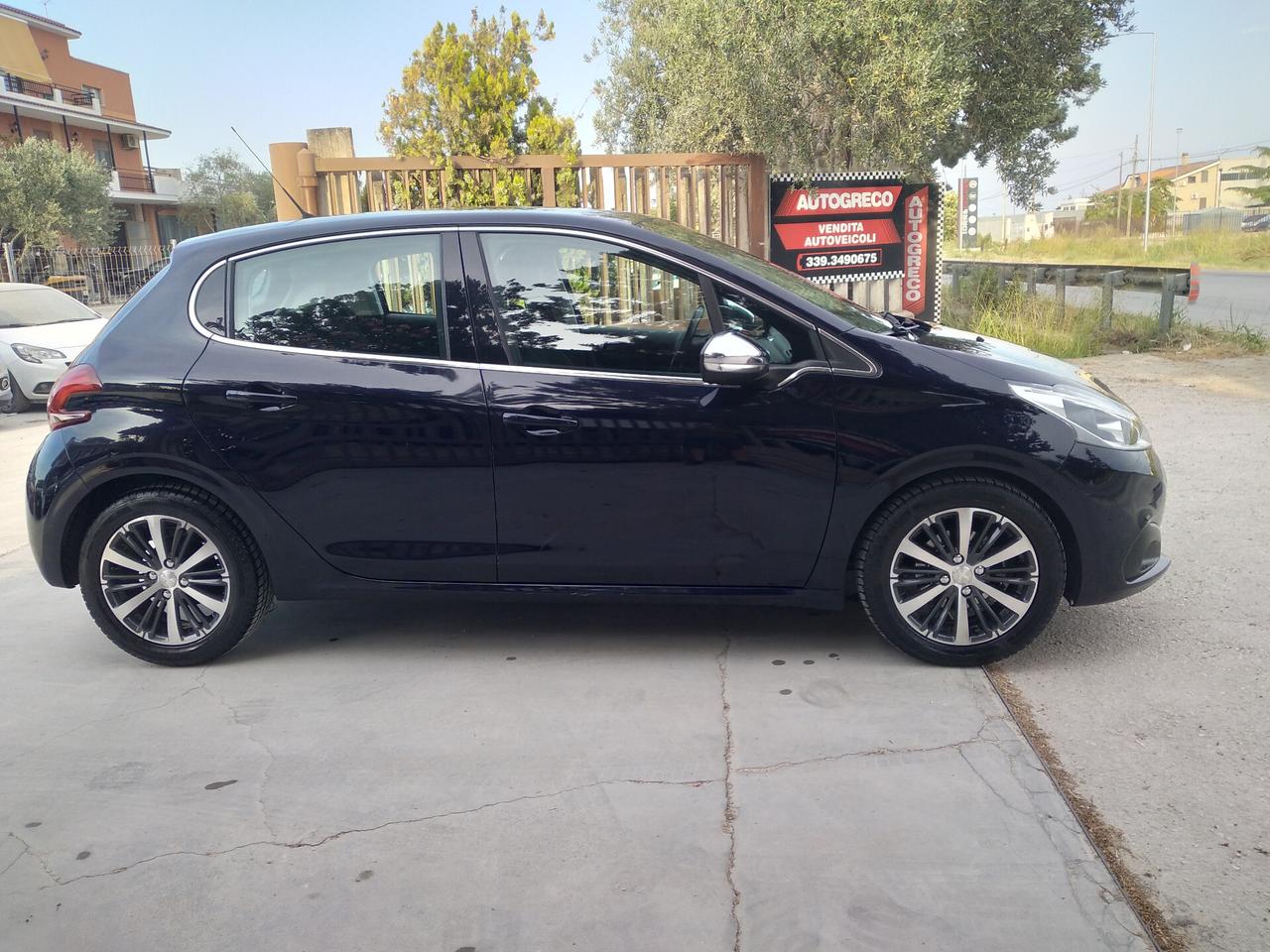 Peugeot 208 BlueHDi 75 5 porte Allure
