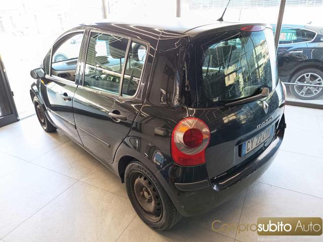RENAULT Modus 1.2 16V Luxe Dynamique