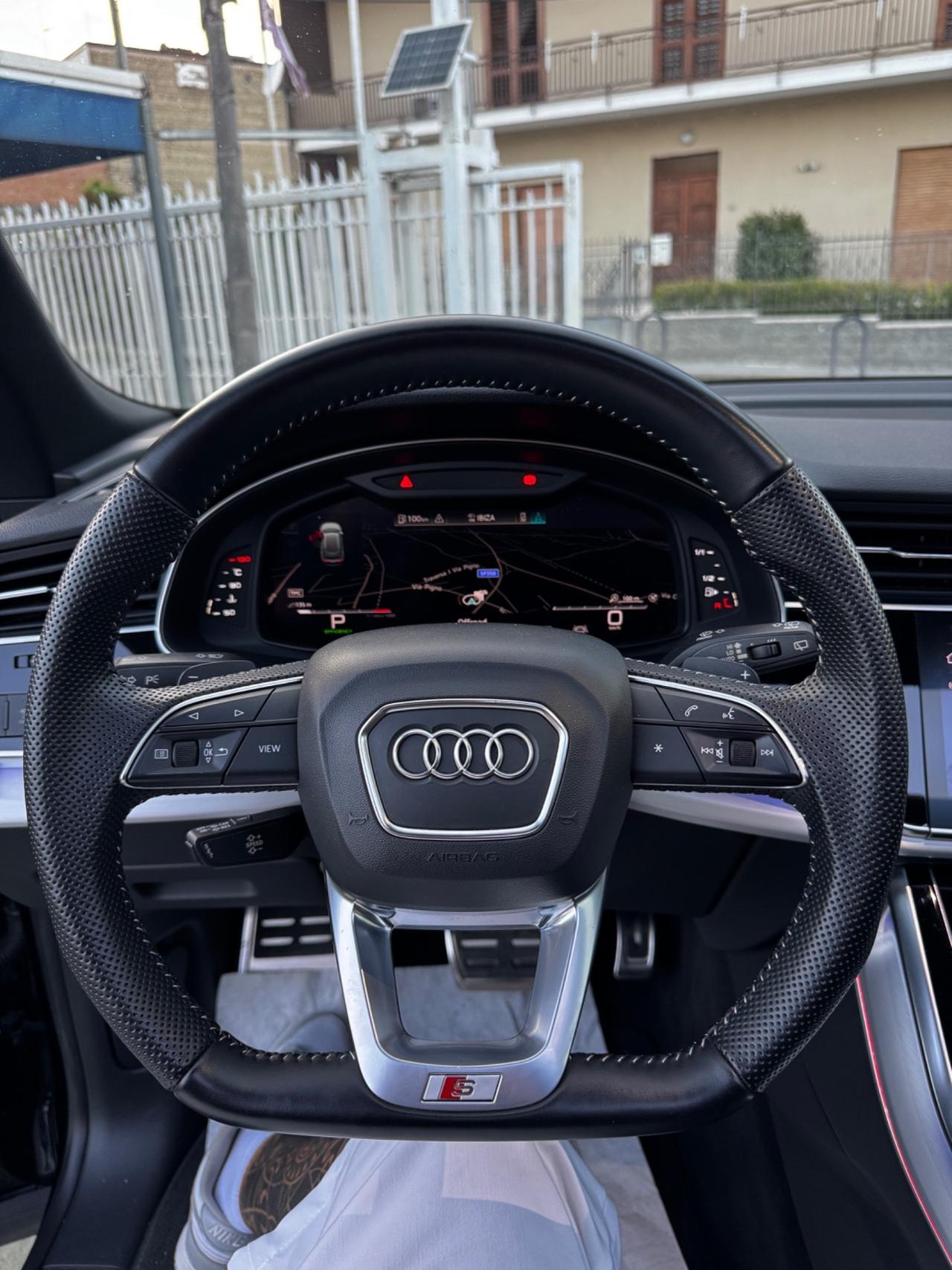 Audi Q8 50 TDI 286 CV quattro tiptronic S-Line Tetto