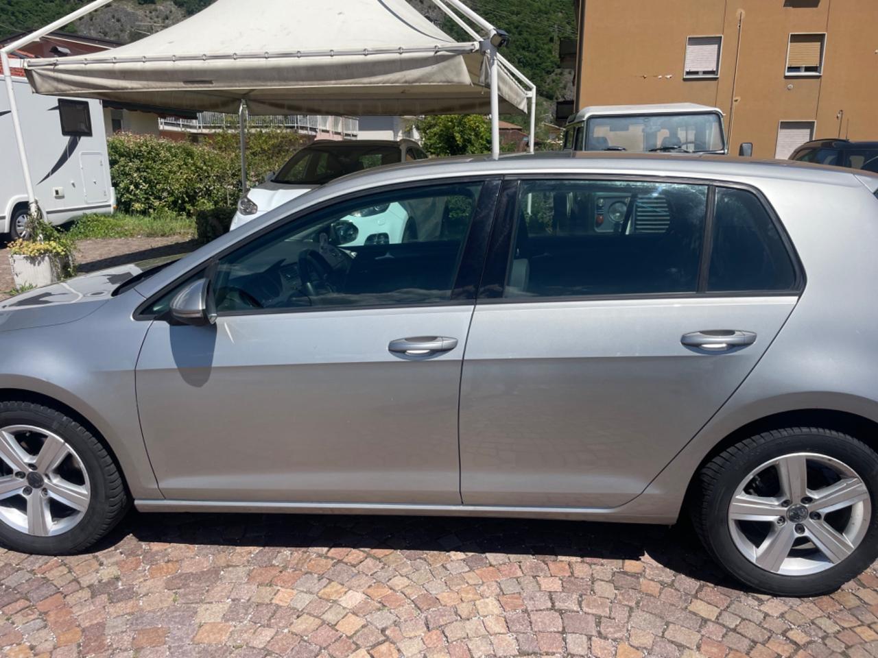 Volkswagen Golf 1.6 TDI 5p. Highline BlueMotion Technology