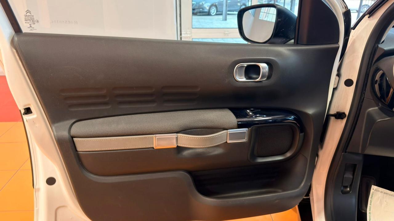 Citroen C4 Cactus BlueHDi 100 Shine