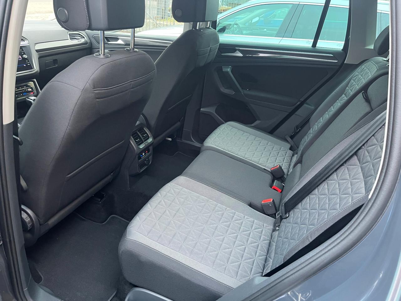 Volkswagen Tiguan 2.0 TDI 150 CV SCR DSG **KM 86811**