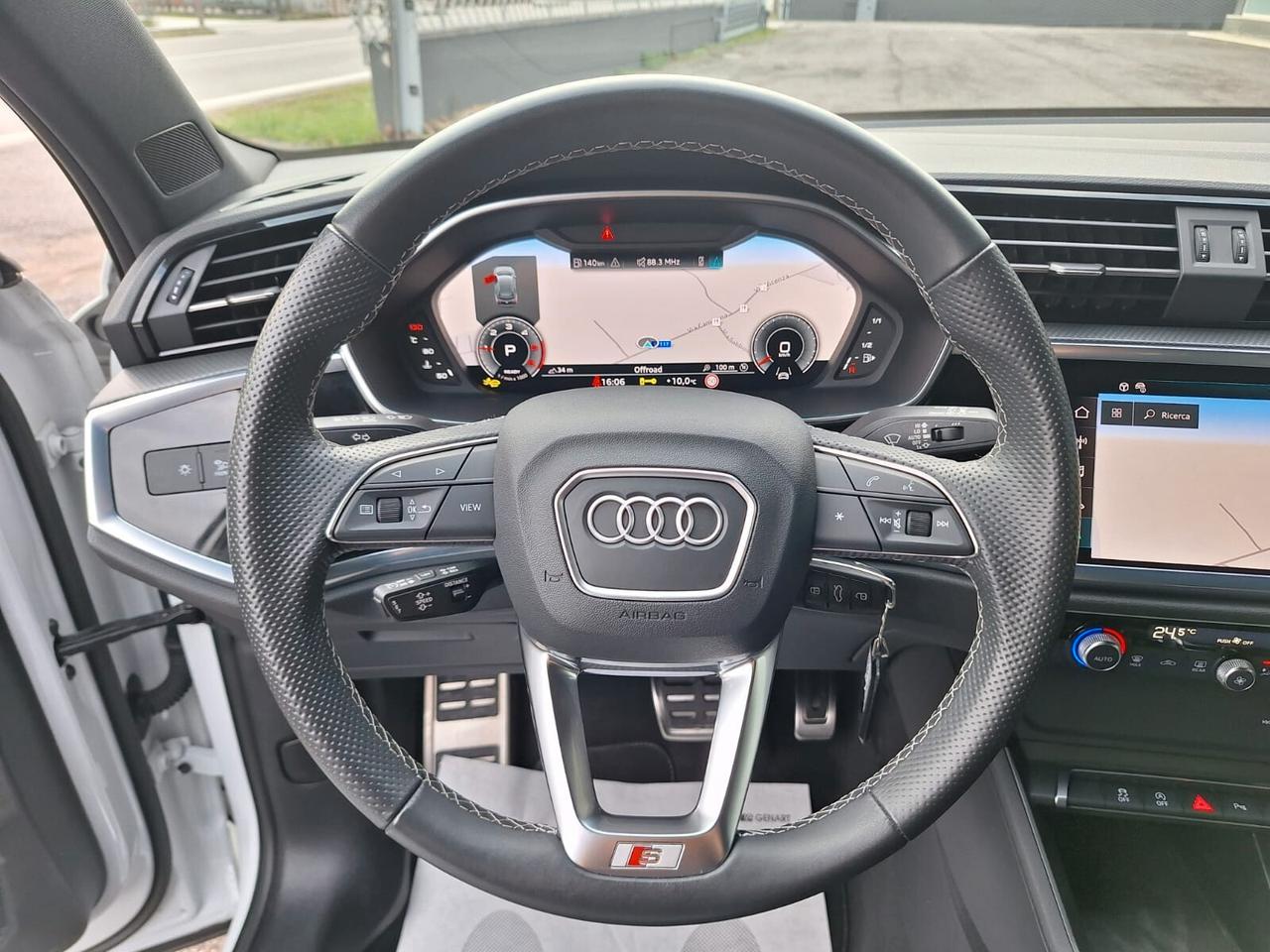 Audi Q3 35 TDI S tronic line edition