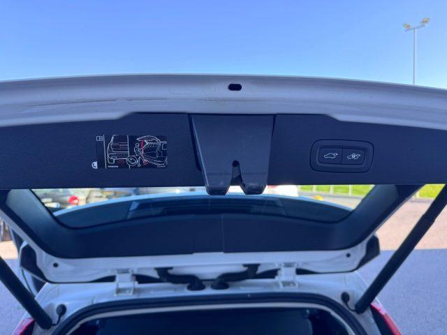 VOLVO V60 D3 2.0 DIESEL Geartronic R-design FULL LED RDESIGN