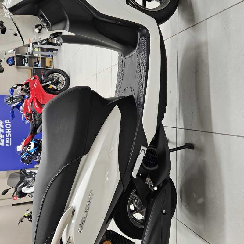 Yamaha D'Elight 125 - 2024