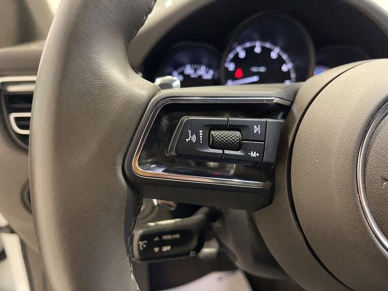 Porsche Macan 2.0 "Keyless entry"ACC*