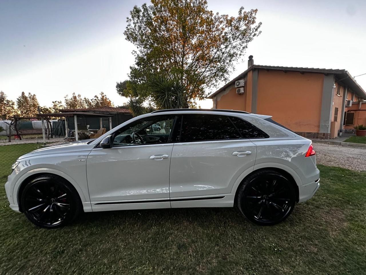 Audi Q8 50 TDI 286 CV quattro tiptronic Sport