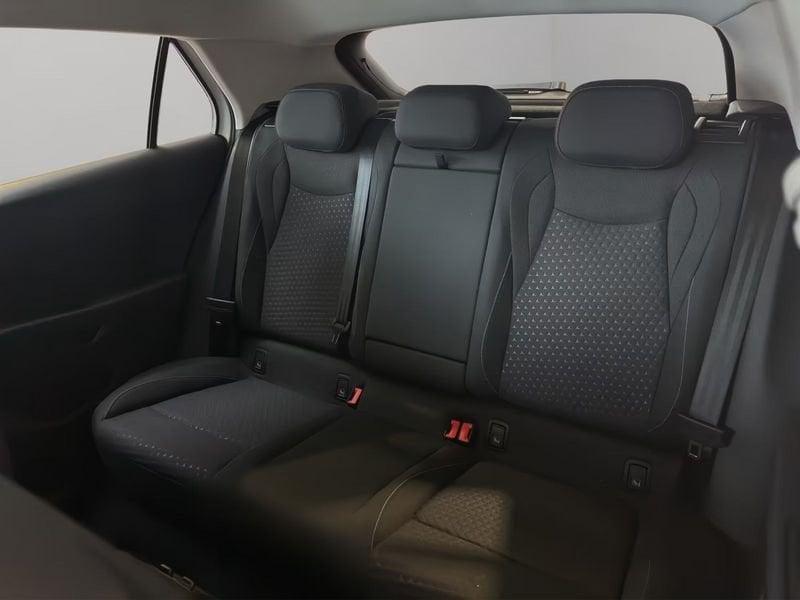 Volkswagen T-Roc 1.5 eTSI Life DSG NAVI LED CAMERA 2026
