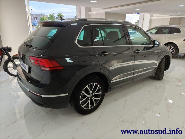 VOLKSWAGEN Tiguan 2.0 TDI 150 CV SCR DSG Life