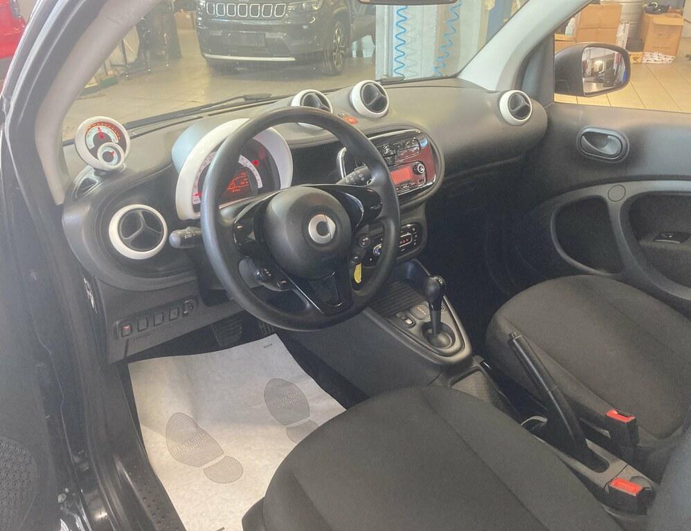 Smart fortwo EQ Pure