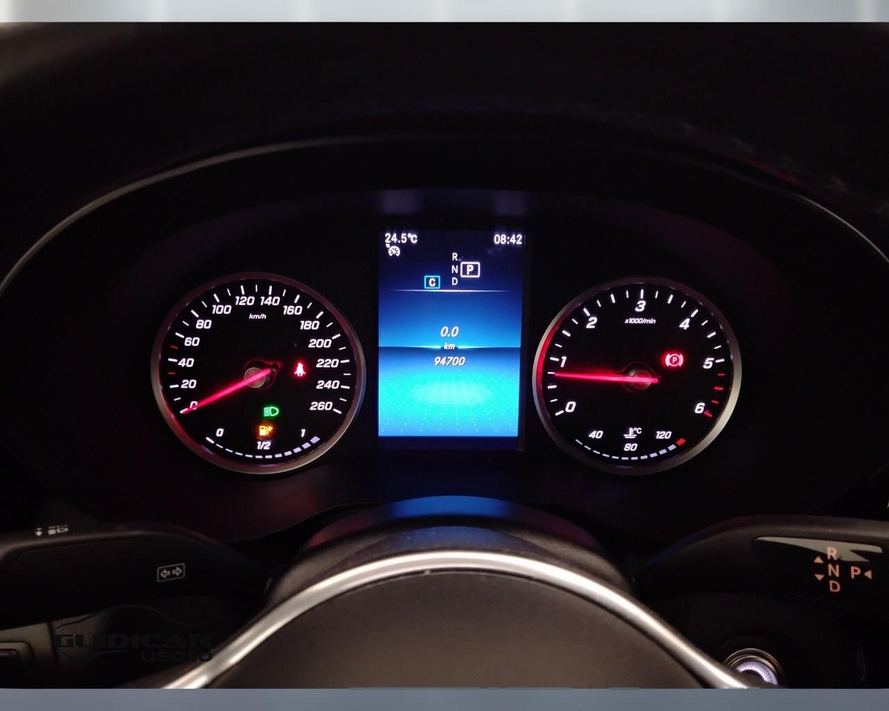 Mercedes-Benz GLC Coupe - C253 2019 - GLC Coupe 200 d Sport 4matic auto