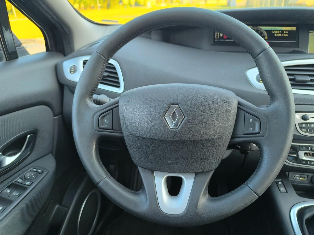 Renault Scenic Scénic X-Mod 1.5 dCi 110CV Luxe