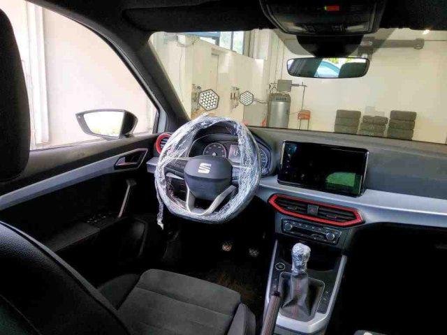 SEAT Arona 1.0 TGI FR LED, Navi, Sedili risc, Retrocam., ACC
