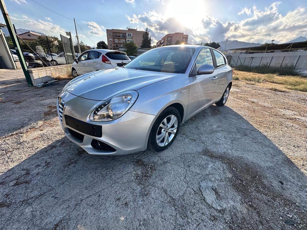 Alfa Romeo Giulietta 1.6 JTDm-2 105 CV Distinctive