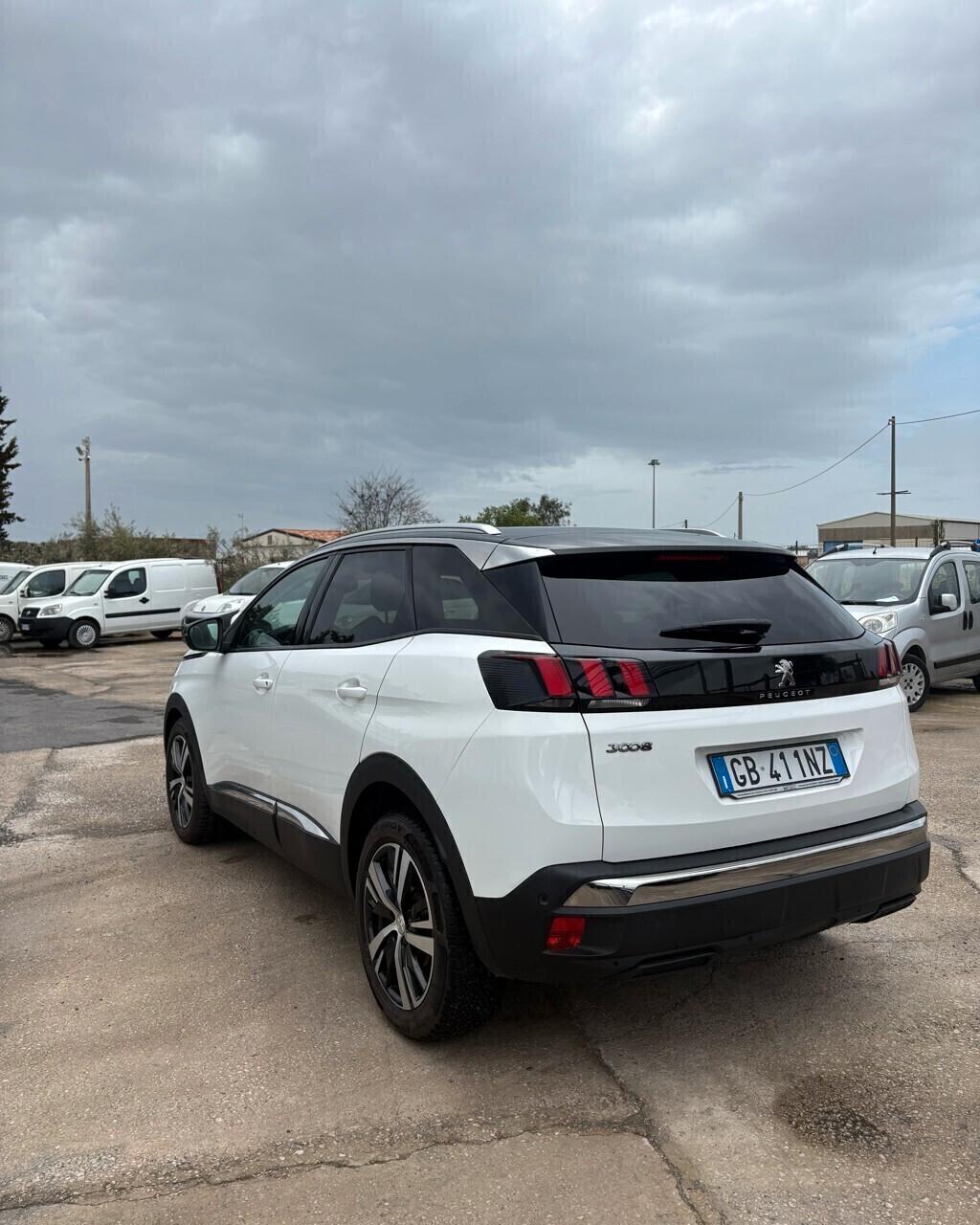 Peugeot 3008 BlueHDi 130 S&S Allure
