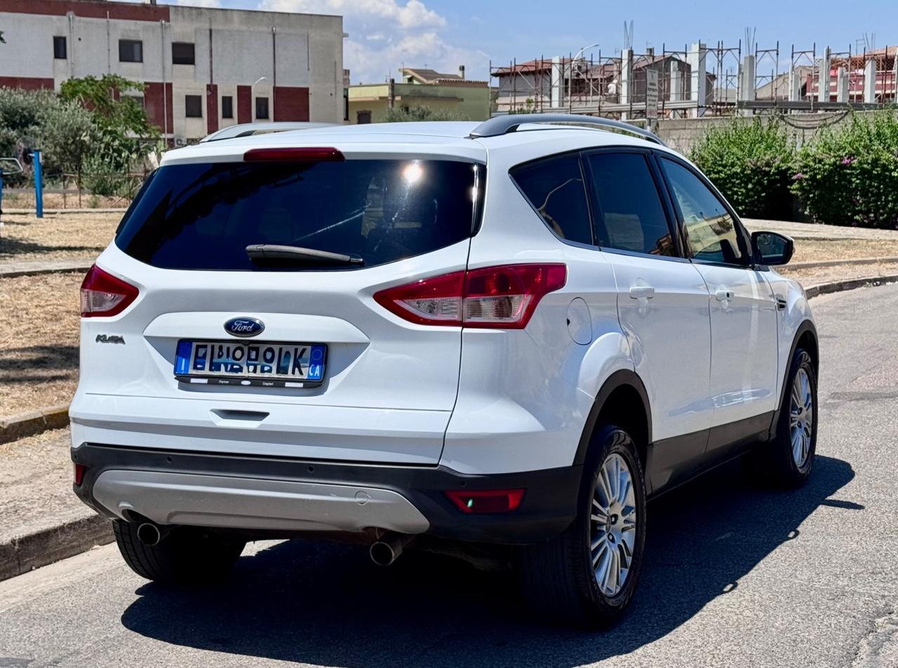 Ford Kuga 2.0 TDCI 140 CV 4WD Powershift Titanium Plus
