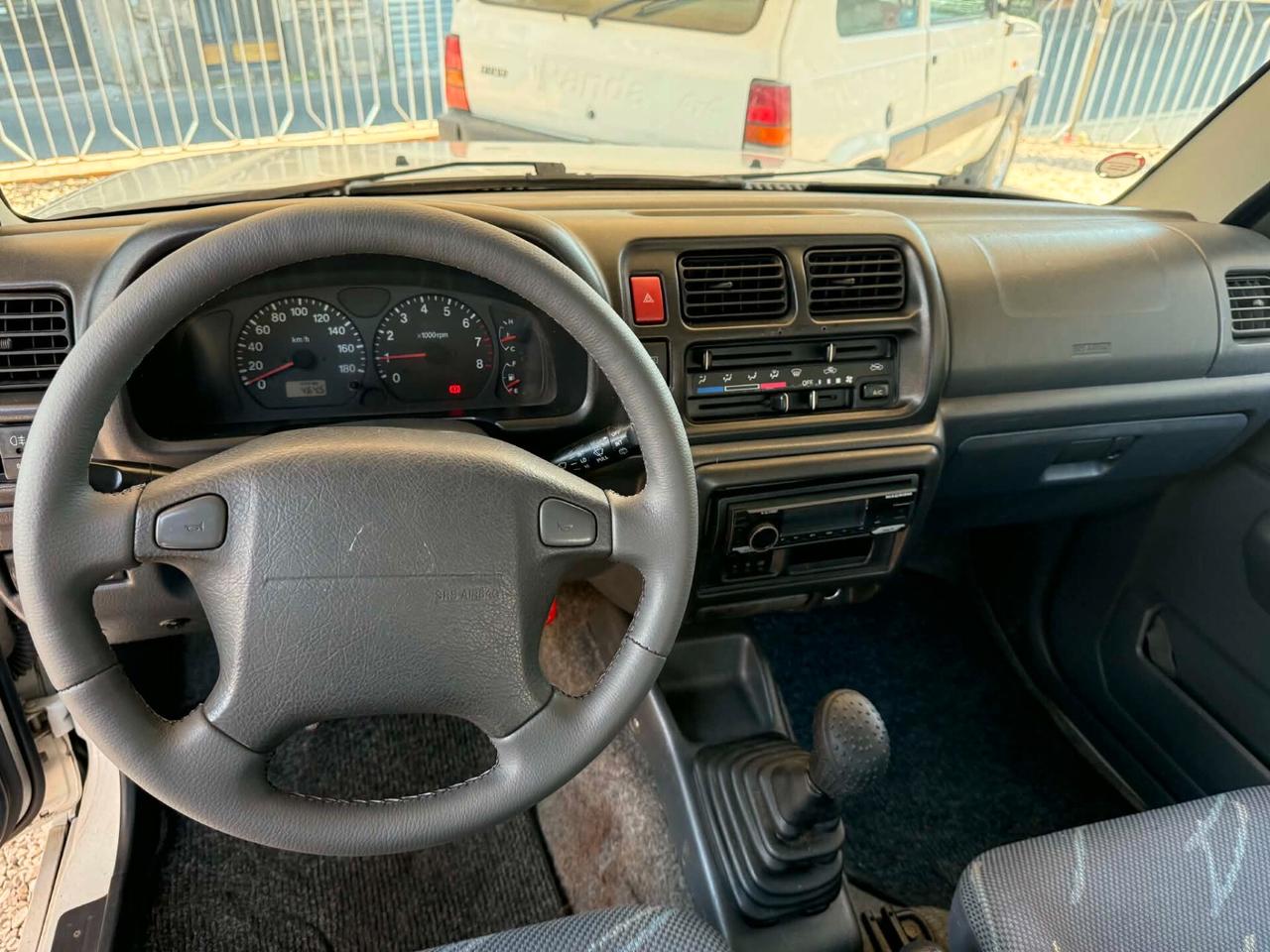 Suzuki Jimny 1.3i 16V cat 4WD JLX