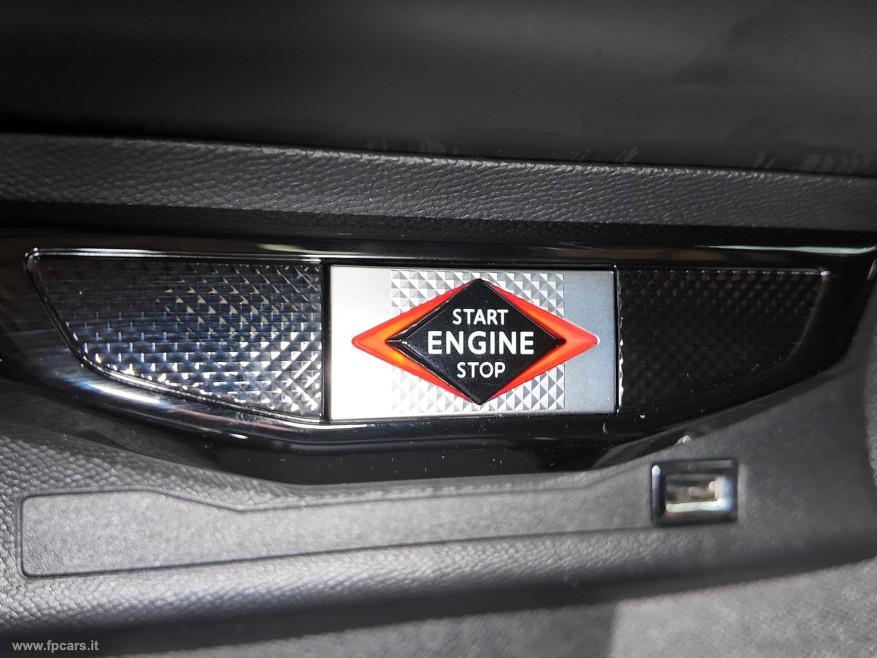 DS AUTOMOBILES DS 3 Crossback BlueHDi 110 PERFORMANCE LINE