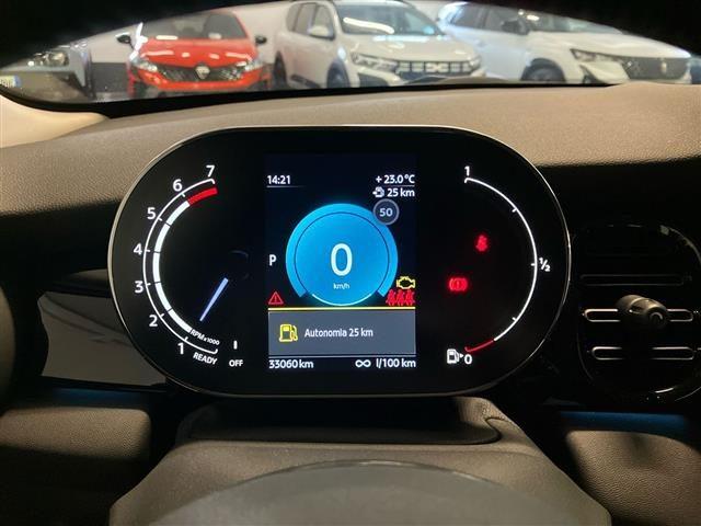 MINI Mini 5 Porte 1.5 Twin Power Turbo Cooper Essential