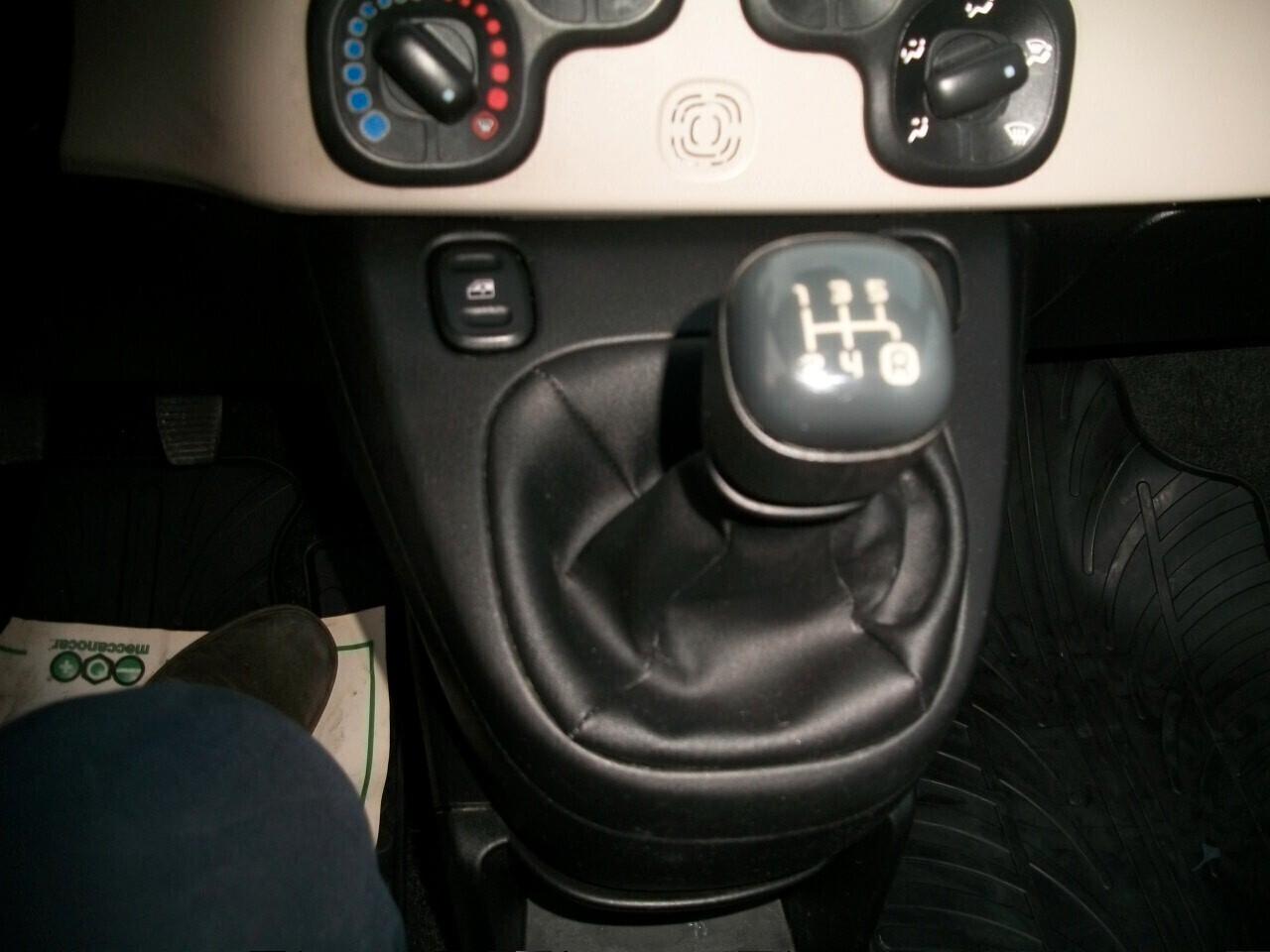 Fiat Panda 1.2 Dynamic CC 1242 05 POSTI, BENZINA GARANZIA UN ANNO GIA ULTIMO MODELLO EURO 5 BENZINA
