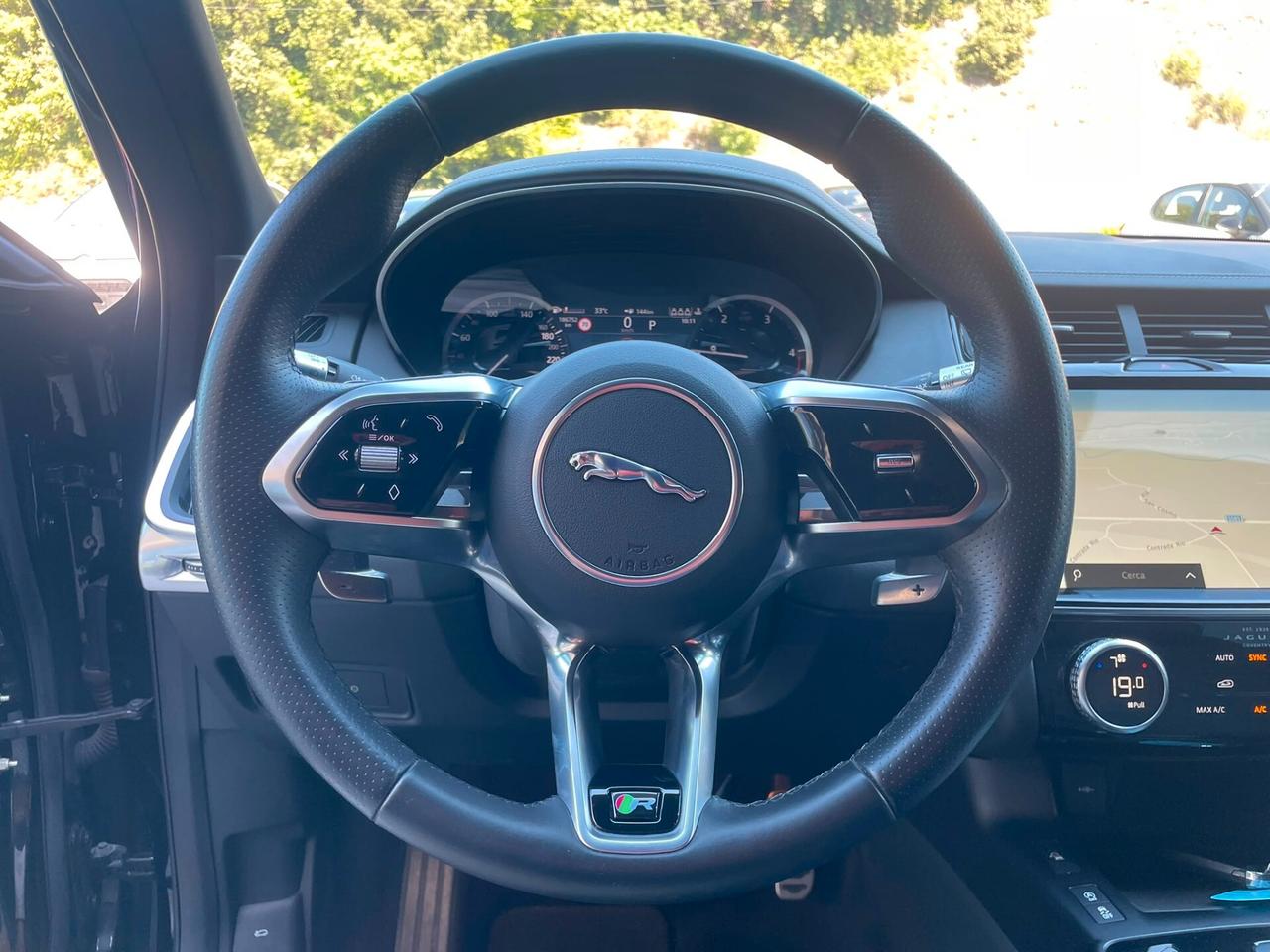JAGUAR E-PACE 2.0d MHEV 163cv R-DYNAMIC S