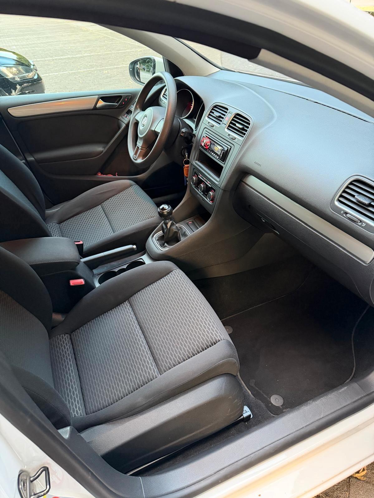 Volkswagen Golf 1.6 TDI DPF 5p. Comfortline