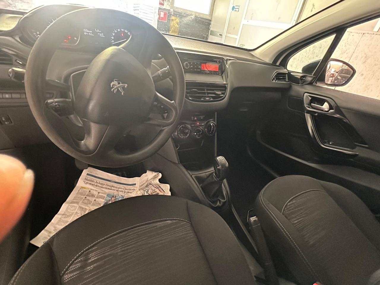Peugeot 208 BlueHDi 75 5 porte Van Active