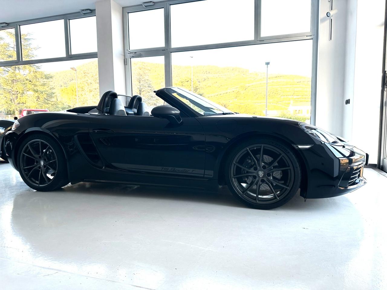 Porsche 718 Spyder Boxster 2.0 T