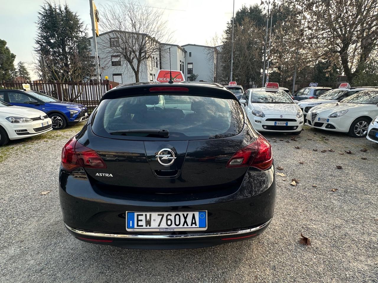 Opel Astra 1.4 100CV 5 porte Cosmo