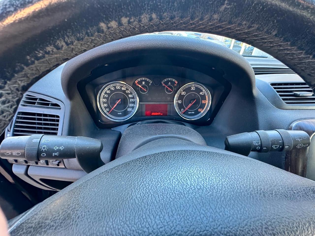 Fiat Croma 1.9 Multijet 16V 150 CV AUTOMATICA Must