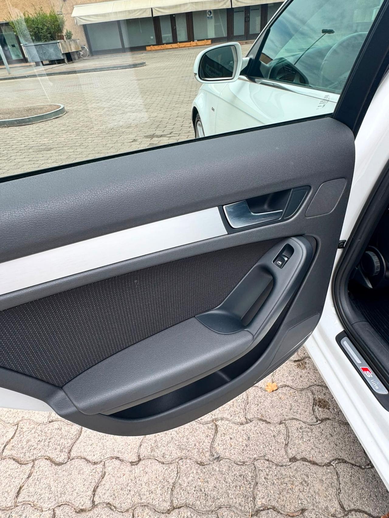 Audi A4 Avant 2.0 TDI 170CV F.AP. quattro . Adv.