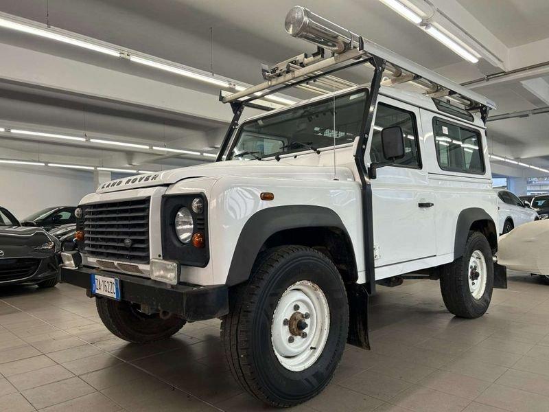 Land Rover Defender 90 2.4 TD4 Station Wagon SE