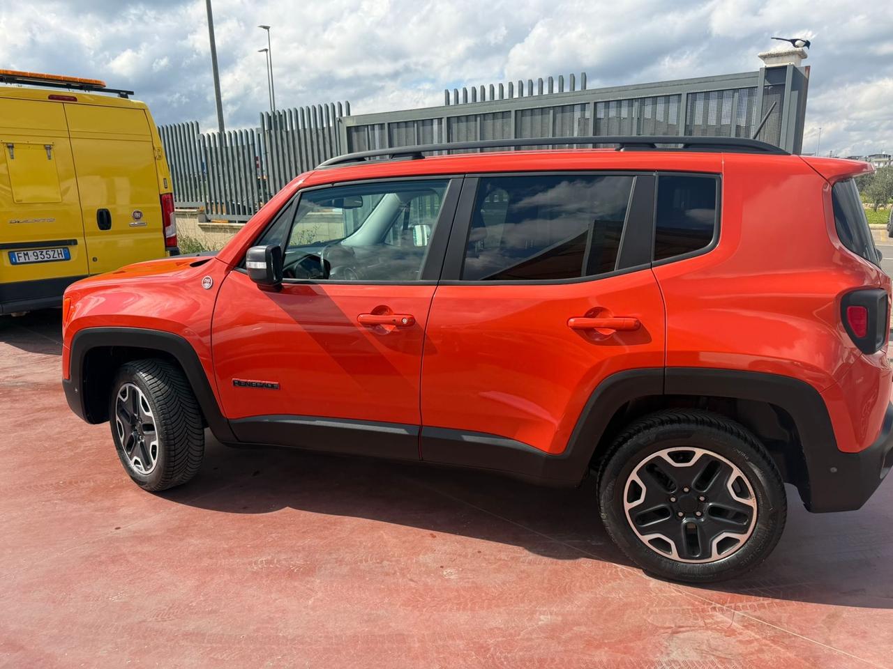 Jeep Renegade 2.0 Mjt 170CV 4WD Active Drive Low Trailhawk
