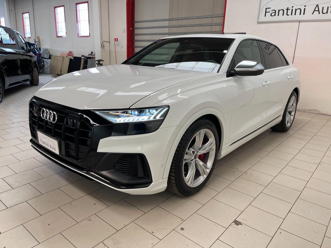 Audi Q8 SQ8 4.0 TFSI 507cv quattro Tiptronic-LEGGI SOTTO