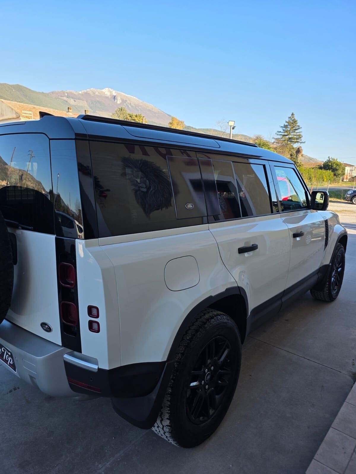 Land Rover Defender 110 2.0 SD4 240CV AWD Auto 72 Yrs. WEB Edition