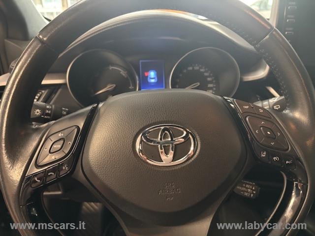 TOYOTA C-HR 1.8 Hybrid E-CVT Business