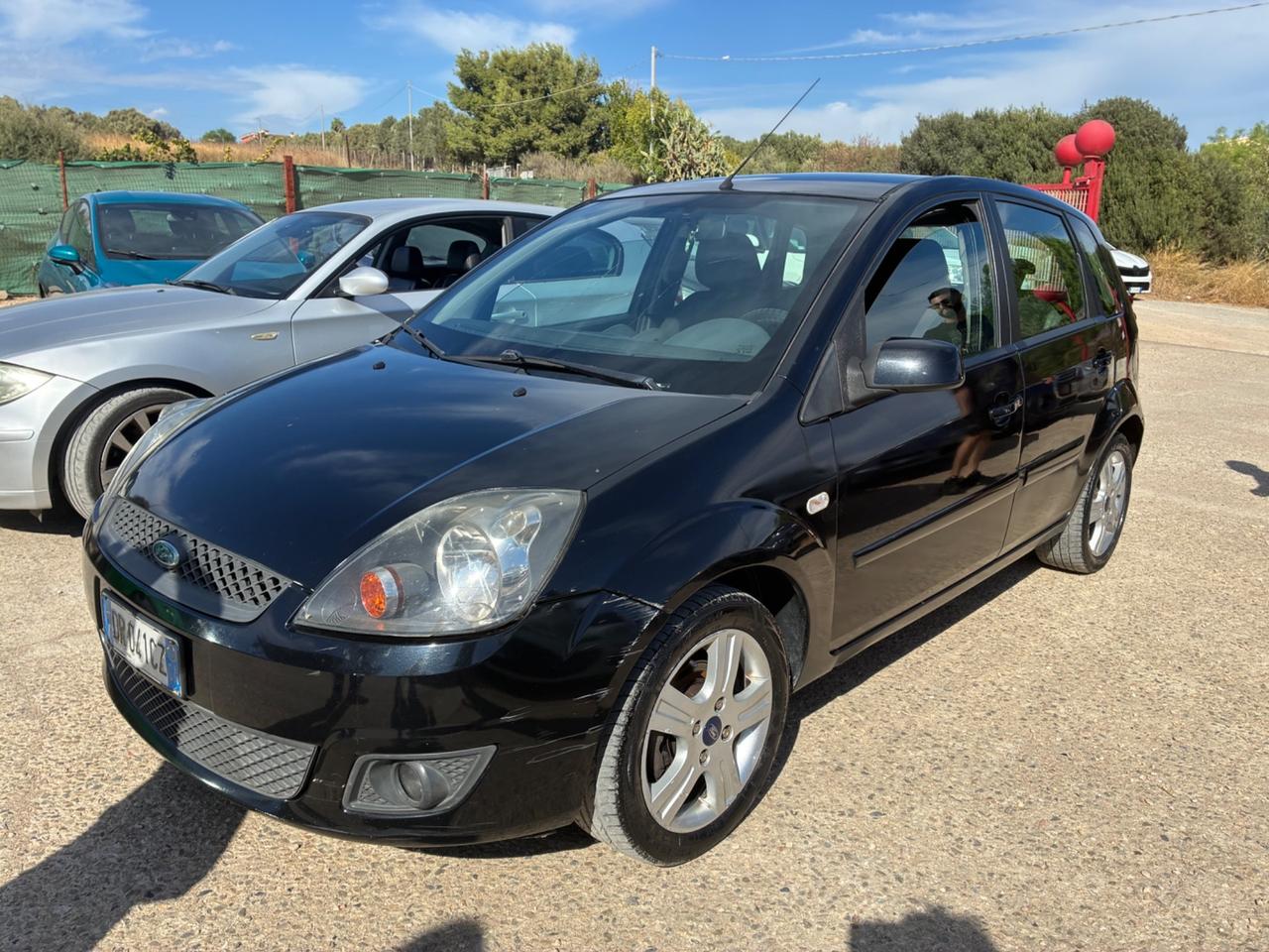 Ford Fiesta 1.4 TDCi 5p. Ghia