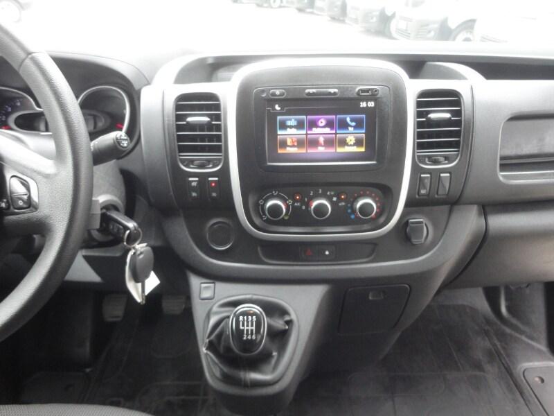 RENAULT Trafic 4ª serie Trafic T27 2.0 dCi 120...