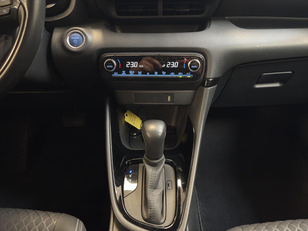 Toyota Yaris 1.5h Style