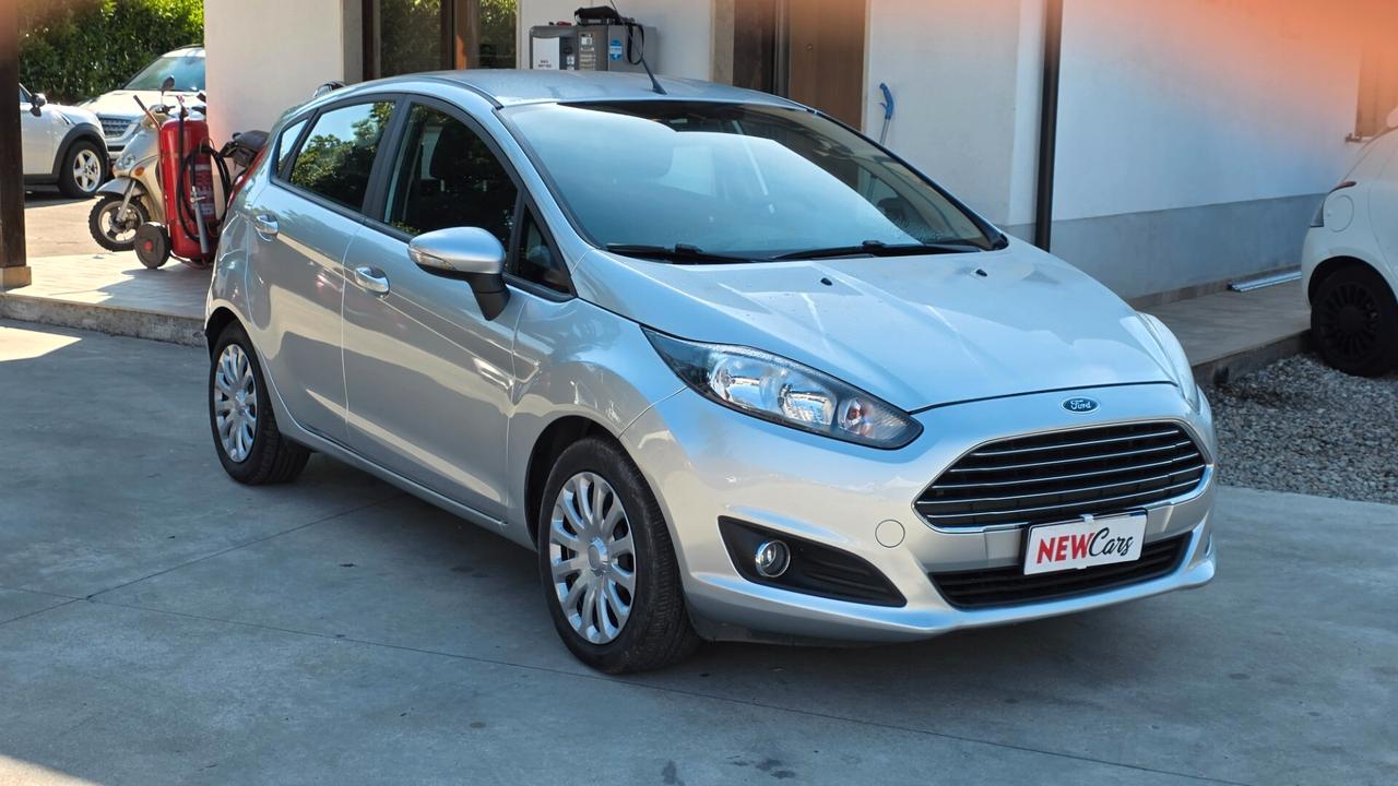Ford Fiesta 1.5 TDCi 75CV 5 porte Titanium