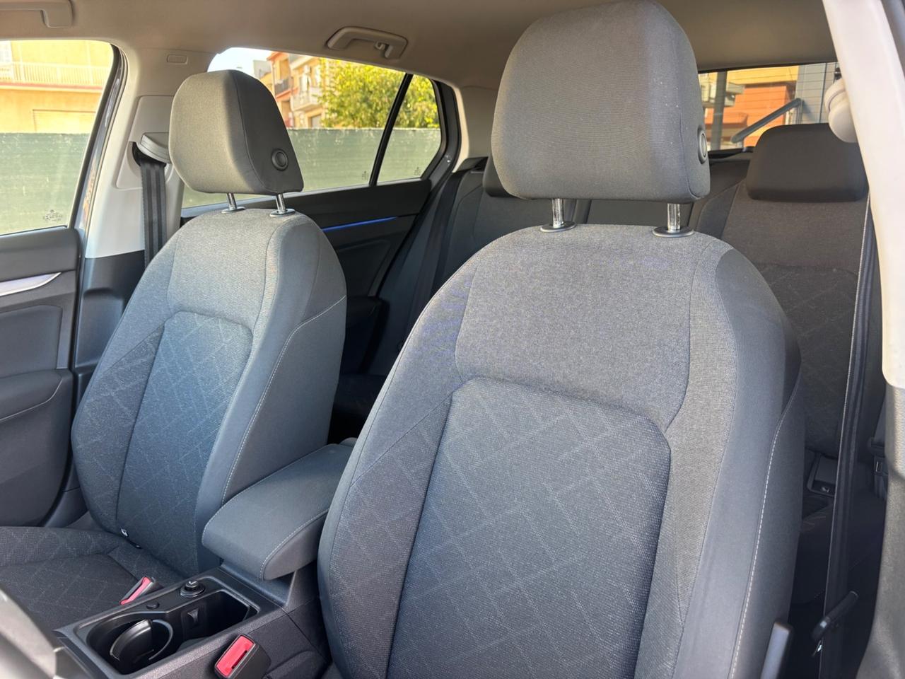 Volkswagen Golf 2.0 TDI 150 CV DSG SCR Style